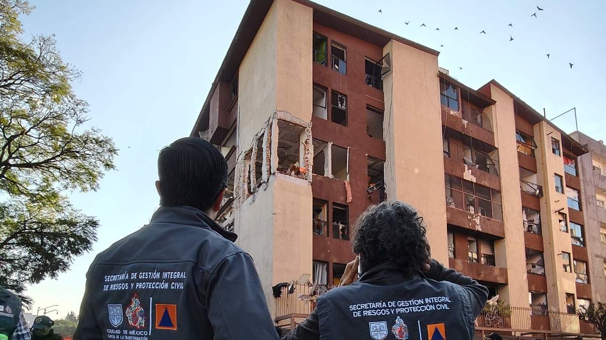Familias afectadas por explosión en Paseos de Taxqueña podrían recibir apoyo mensual de 8 mil pesos