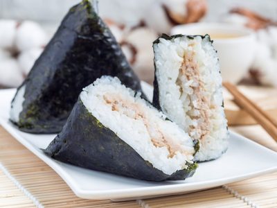 Kimbap triangular: la receta coreana ideal para un picnic y que es la favorita de V de BTS