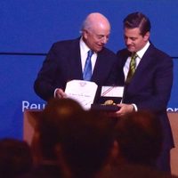 Justicia española imputa a expresidente de BBVA por pagos a Villarejo para espiar