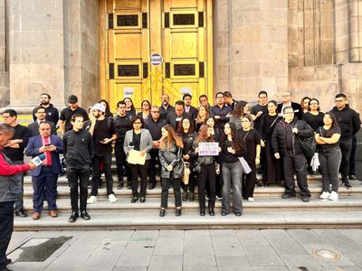 Trabajadores de la SCJN cierran edificio sede por paro