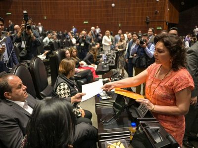 Ivonne Ortega pide a Cuauhtémoc Blanco que renuncie a su fuero; “eras mi ídolo”, le dice (Video)