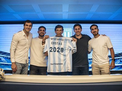 Gustavo Costas renovó su contrato con Racing por 3 años más