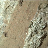 La NASA halla roca en Marte con señales de posible vida microscópica hace miles de millones de años