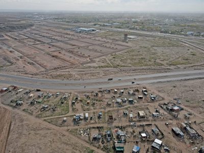 Servidio: adjudicación de tierras de la meseta a pareja de Cervi es el pago por favores políticos