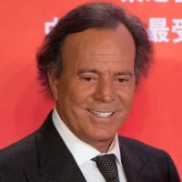 "Me retiraré cuando me retiren": Julio Iglesias expresó sus intenciones de seguir en la música