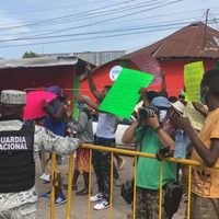 Haitianos protestan en oficinas de la Comar para exigir que agilicen sus solicitudes de refugio