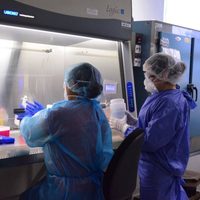 Hungría registra más de 10 mil nuevos casos de covid-19, por primera vez desde marzo