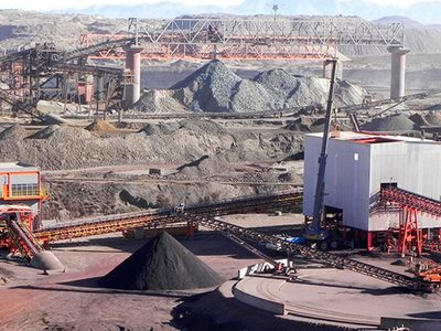 Gómez Urrutia pierde control sindical en la carbonífera más importante del país