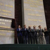 'Al Exilio Republicano Español”, inscriben con letras de oro en San Lázaro