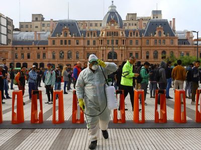 Nueva cuarentena: implementarán más restricciones, pero este fin de semana se podrá...