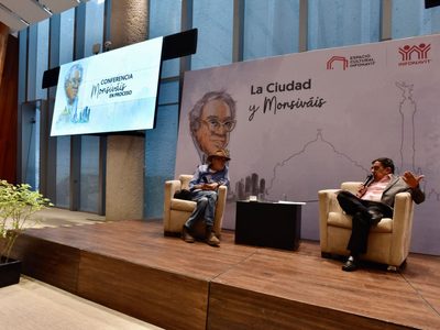 Recuerdan el debate de Carlos Monsiváis y Octavio Paz en Proceso