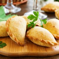 Receta casera de masa de empanadas sin gluten: liviana, rica y sin ingredientes raros