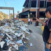 Recoger sus propios escombros y hacer la nota diaria, así trabajan los reporteros en Acapulco