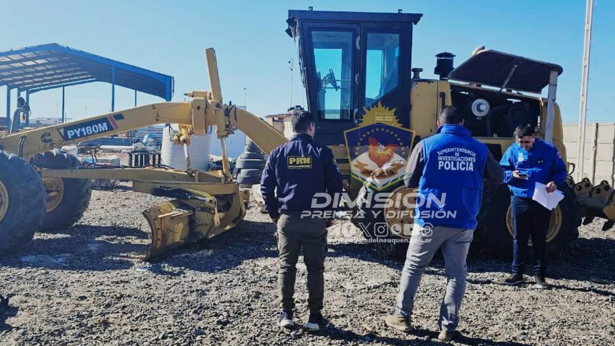 La motoniveladora que fue secuestrada por estafa. Fuente: (Policía de Neuquén)