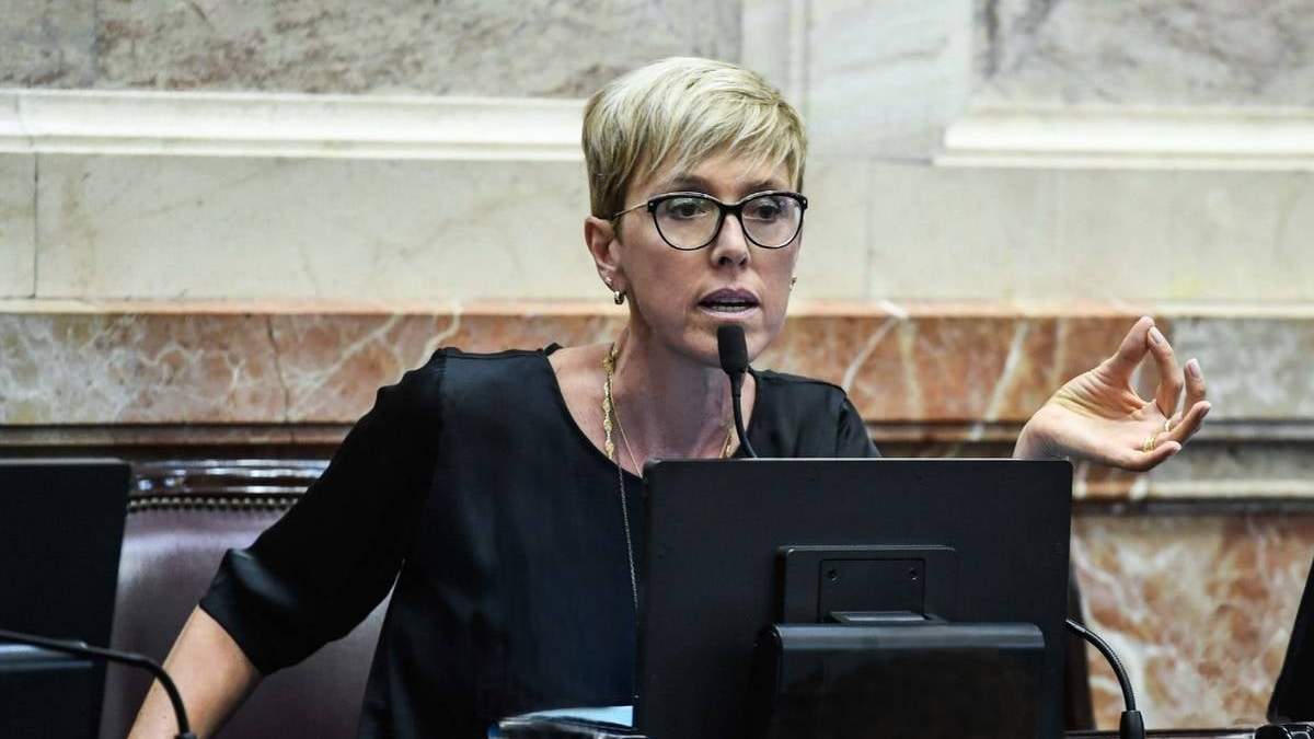 Silvina García Larraburu, senadora de Río Negro. Fuente: (Twitter)