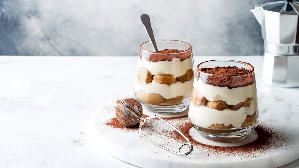 Postre de café sin tacc en vaso. Fuente: (Instagram).