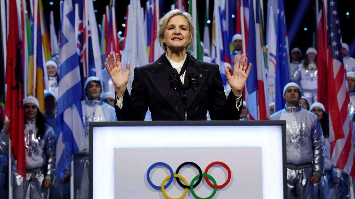 Foto del 6 de febrero del 2026, la presidenta del Comité Olímpico Internacional Kirsty Coventry habla durante la ceremonia de apertura de los Juegos Olímpicos de Invierno de Milán-Cortina