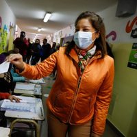 ELECCIONES 2021: con gran expectativa, votó Arabela Carreras