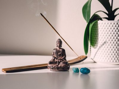 El poderoso ritual para alejar a los vecinos problemáticos y envidiosos: la receta que no falla