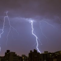 A tomar precauciones: rige una nueva alerta amarilla por tormenta y lluvia en cuatro provincias