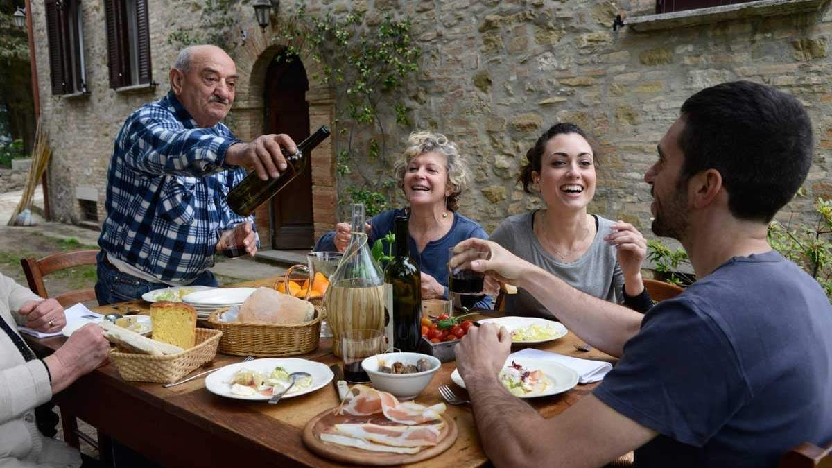 A los italianos les gusta hablar de comida. Fuente:(Twitter)
