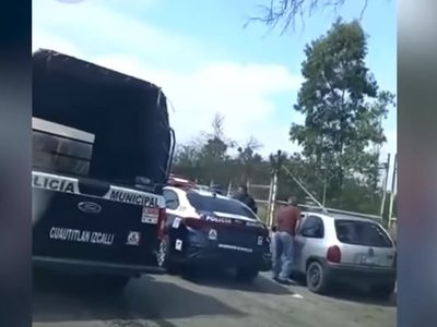 Policías de Cuautitlán Izcalli golpean a adulto mayor en operativo de revisión (Video)
