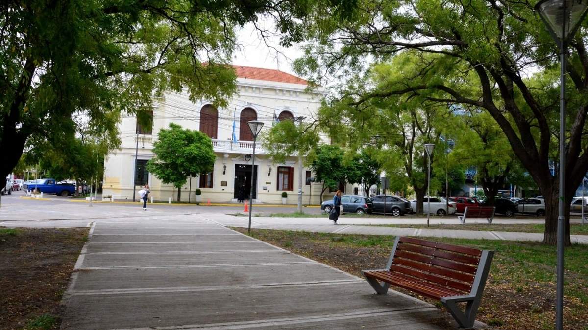 Asueto en Río Negro. Fuente: (Twitter)