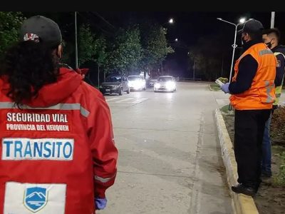 Villa la Angostura prohibió el funcionamiento de la aplicación UBER