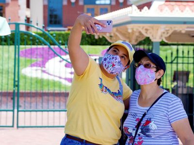Récord en Florida: 15.300 casos de coronavirus en un día