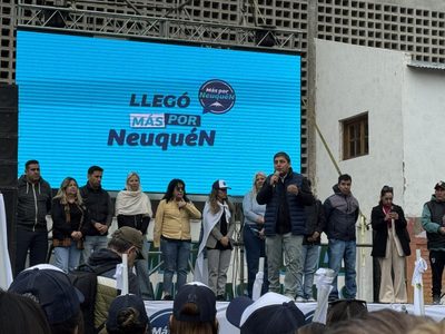 Campaña anticipada: la Justicia intimó a Carlos Quintriqueo tras el acto de Más por Neuquén