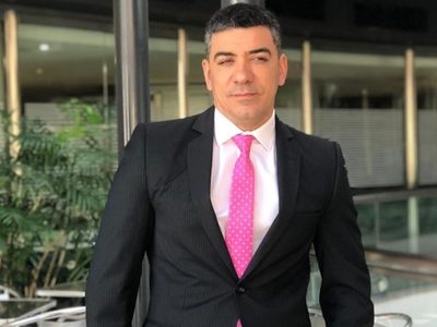 "Dictadura del pensamiento" Waltar Queijeiro se defendió con todo de las críticas en su contra