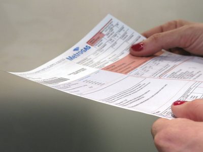 El Gobierno anunciará aumentos de hasta 60% en servicios de luz y gas