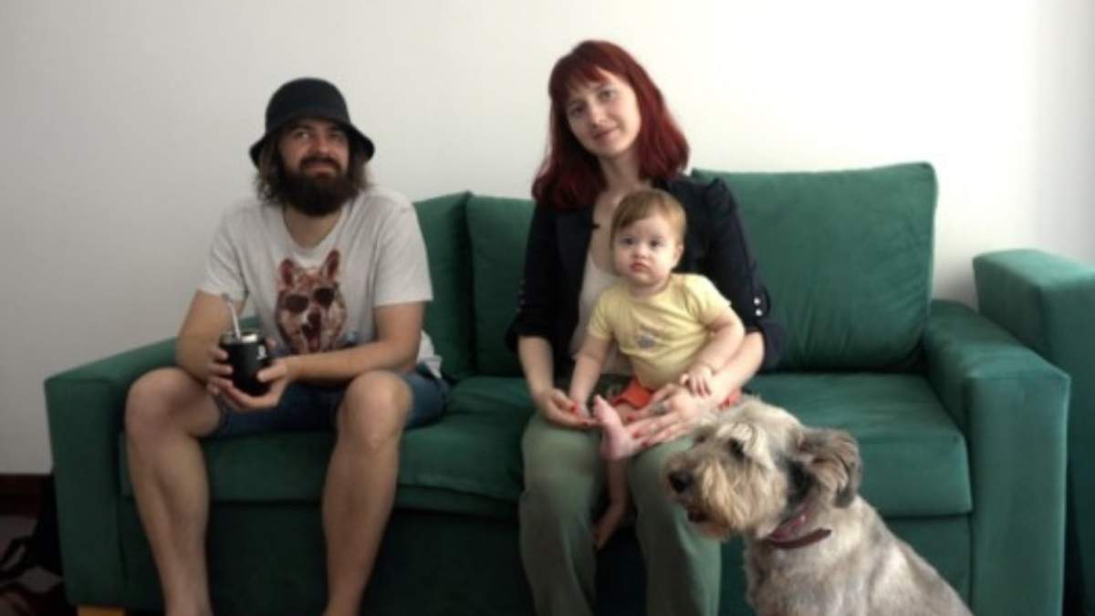 Eugeni, Amalia y Eliana Eugenia, una familia rusa refugiada en Argentina desde que estalló la guerra en Ucrania
