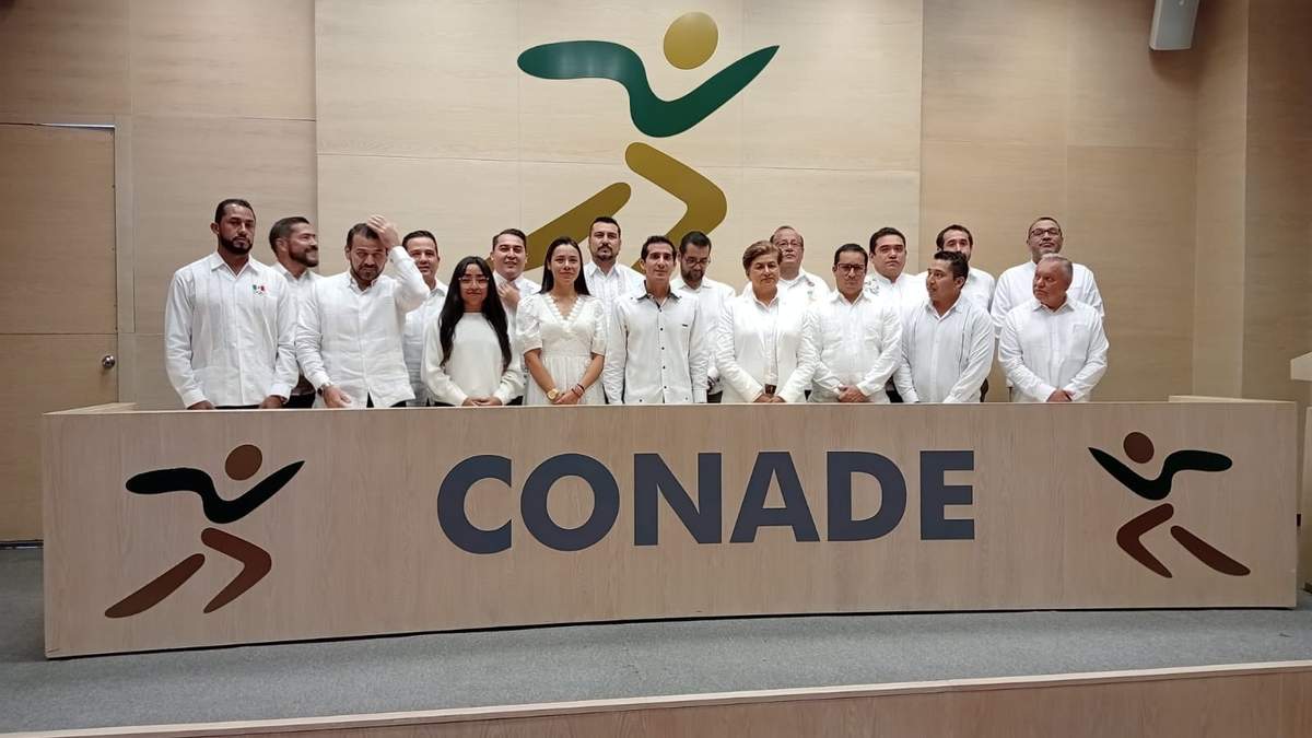 Rommel Pacheco y sus colaboradores