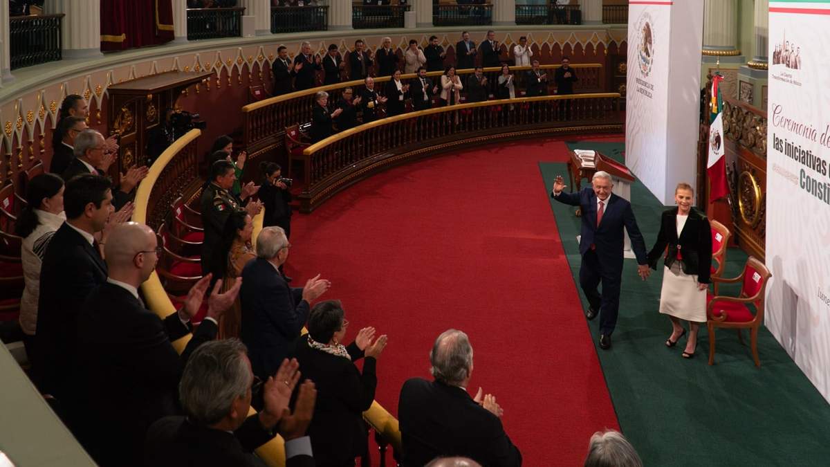 El presidente durante la presentación de sus reformas