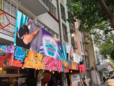 #LadyTacosDeCanasta y el restaurante Usharu chocan en redes y terminan relación laboral