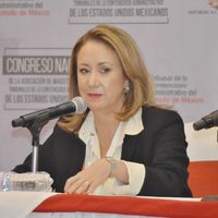 AMLO incluye a Yasmín Esquivel, esposa de José María Rioboó, en terna para la SCJN