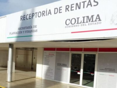 Colima: empleados del gobierno y de la Fiscalía protestan por falta de pago