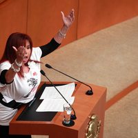 '¡Por amor a sus hijos, díganos dónde están los 43!”, pide Sansores a Peña (Video)