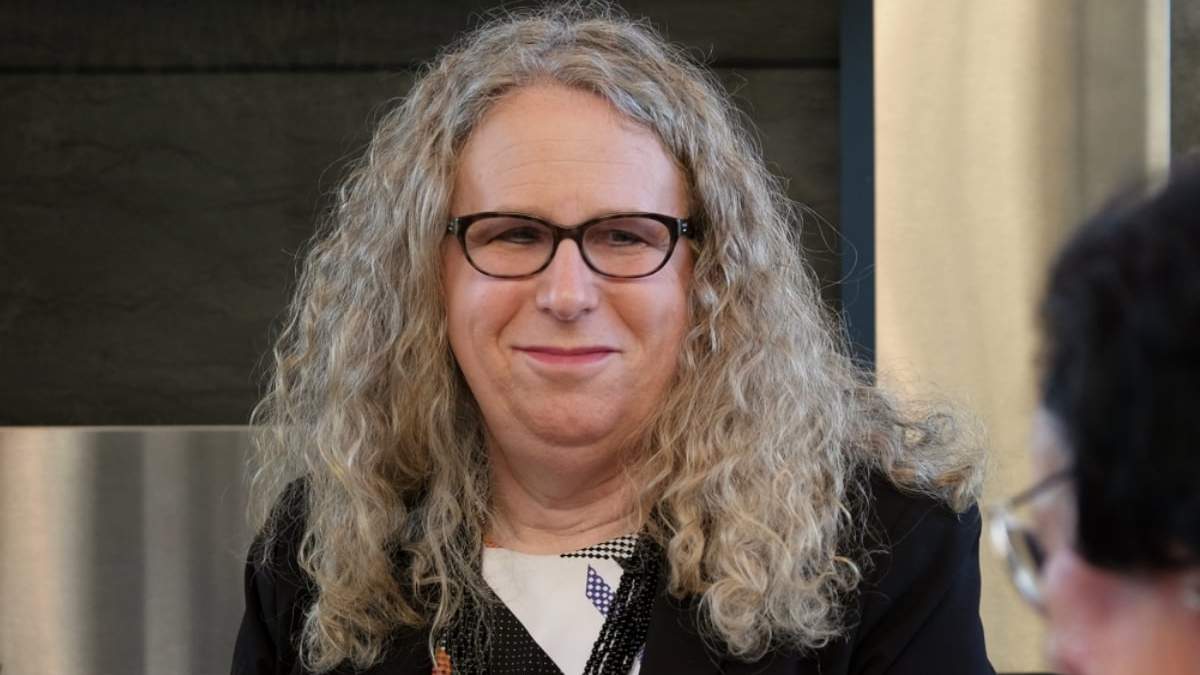 Rache Levine es actualmente secretaria de Salud de Pensilvania