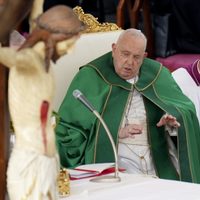Sheinbaum desea pronta recuperación al papa Francisco
