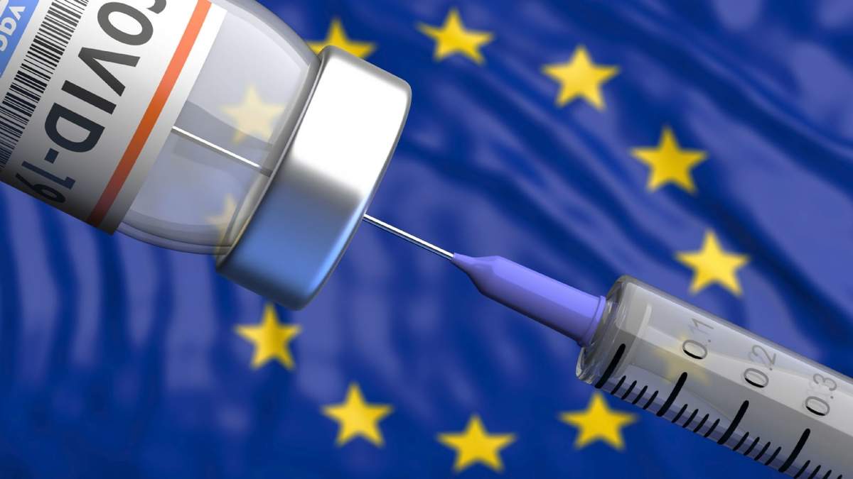 La Unión Europea empezó a vacunar el pasado 27 de diciembre. Fuente: (Twitter)