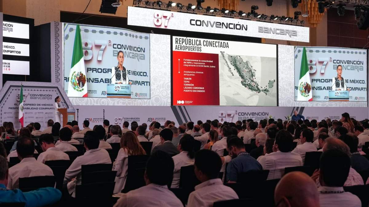 Claudia Sheinbaum en la 87 Convención Nacional Bancaria