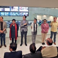Sheinbaum presenta 'Mi C911E/Negocios”, un programa contra la delincuencia en el Centro Histórico