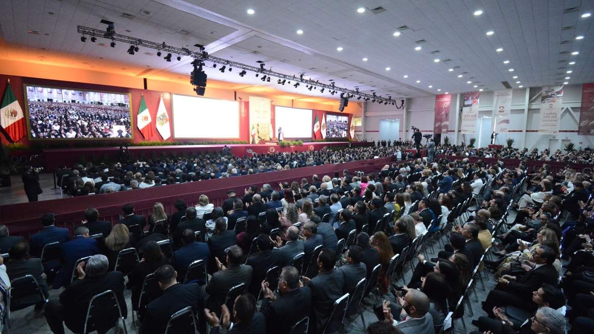 Rinde Américo su Segundo Informe de Gobierno