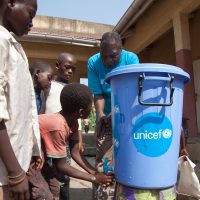 La OMS, lejos de contener el brote de Ébola en República Democrática del Congo