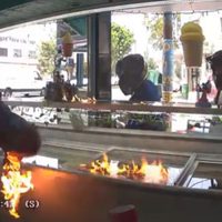Extorsionadores prenden fuego a una paletería y a un trabajador en la colonia Morelos