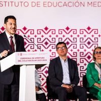 Gobierno de la CDMX dará becas a los estudiantes de Educación Media Superior