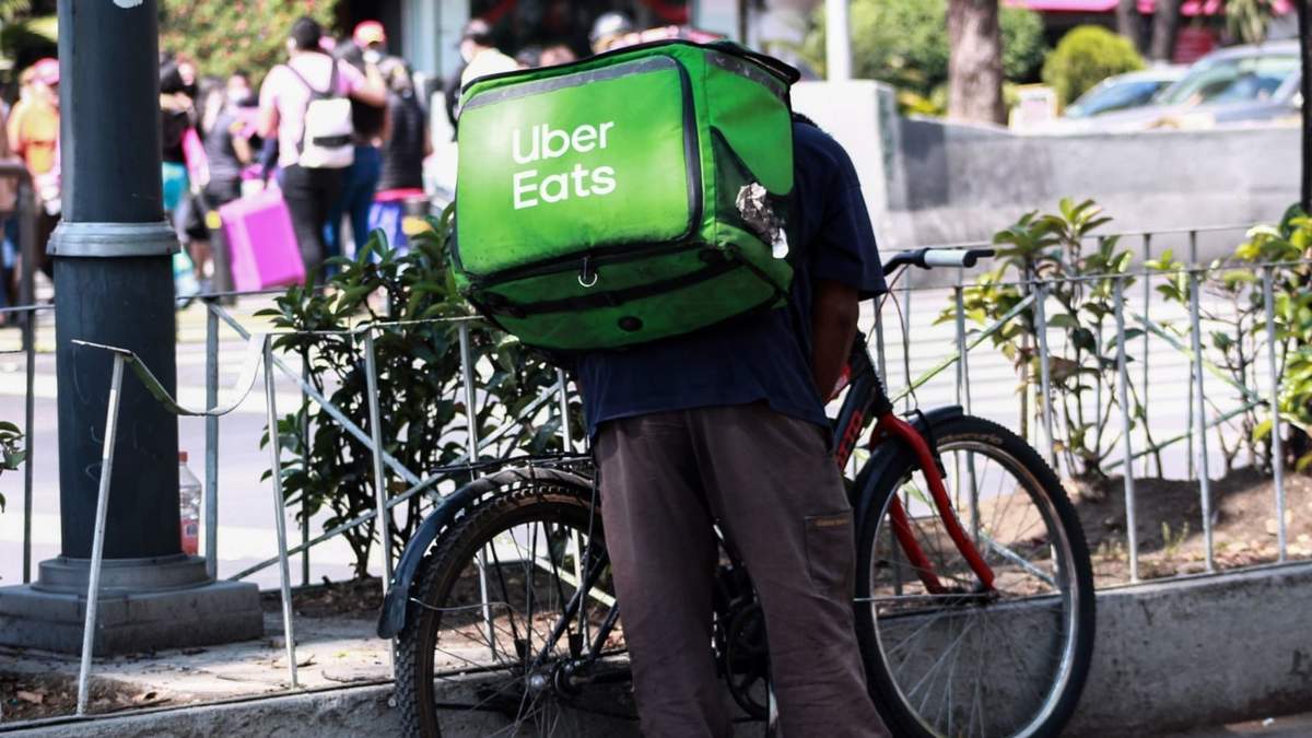 Repartidor de Uber Eats