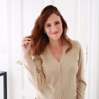 Carolina Amoroso se lució con un conjunto sastrero y marcó el rumbo del tailoring elegante y relajado